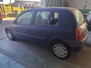 Renault 230120 2323 piloto trasero clio 1.4 mt (75
