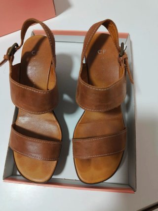 Sandalias cuña CHIARA FERRAGNI cuero marrón