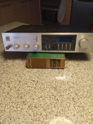Amplificador Estéreo Pioneer SA 520
