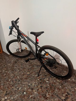 Bicicleta de Montaña Rockrider Negra