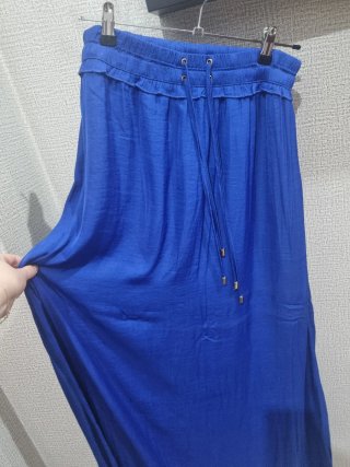 Falda larga azul Cortefiel