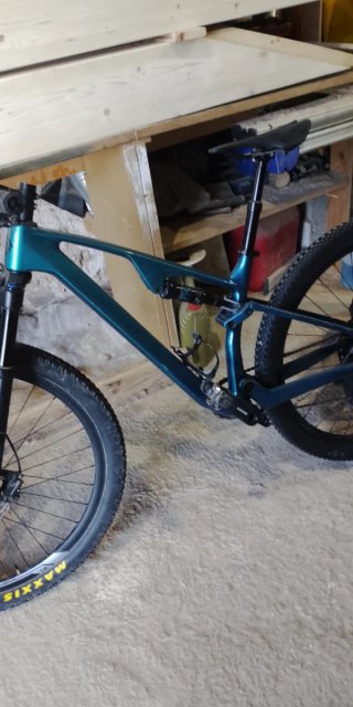 Bici de Montaña Doble Suspensión
