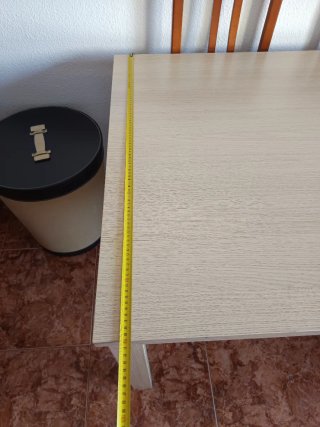 Mesa plegable de madera