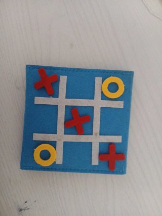 Tris gioco da tavolo