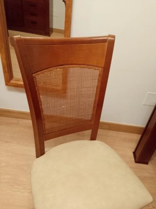 Conjunto 6 sillas salón madera y ratán