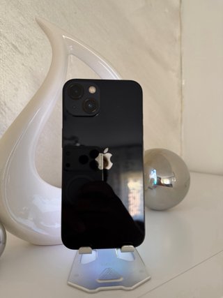 iPhone 13 Apple