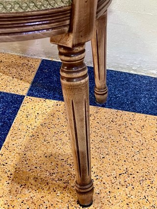 Silla Antigua Estilo Luis XVI Madera y Tela