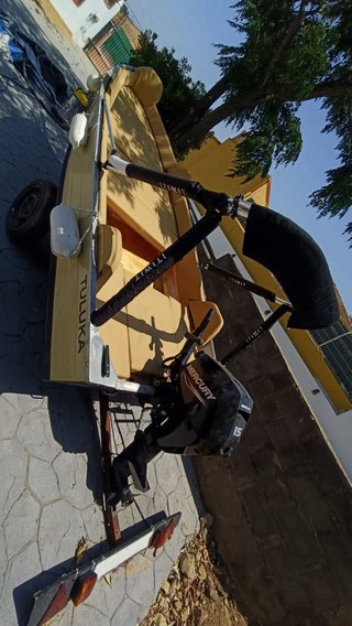 Lancha aluminio ligero 15cv motorizada