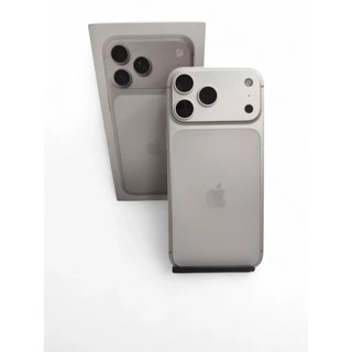 IPHONE 17 PRO MAX 256GB PLATEADO (BATERIA 100%)+CAJA Y CABLE DE CARGA