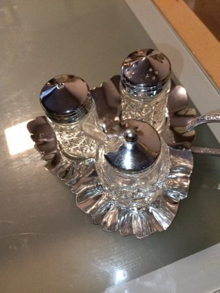 Set especiero salero cristal y metal