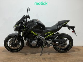 KAWASAKI Z 900 (FULL)