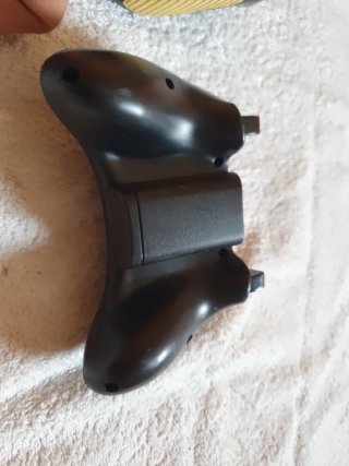 Mando de videojuegos negro