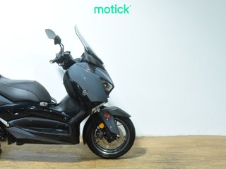 YAMAHA XMAX 125