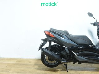 YAMAHA XMAX 125
