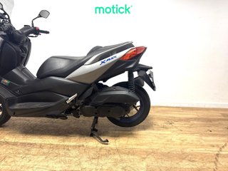 YAMAHA XMAX 125