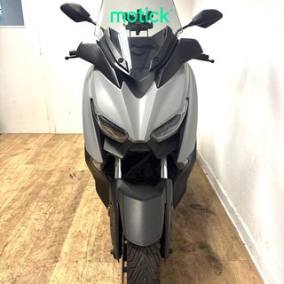 YAMAHA XMAX 125
