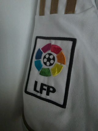 Camiseta Real Madrid Adidas 2011/12 Bwin