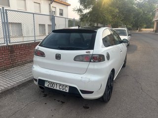 SEAT Ibiza 2004