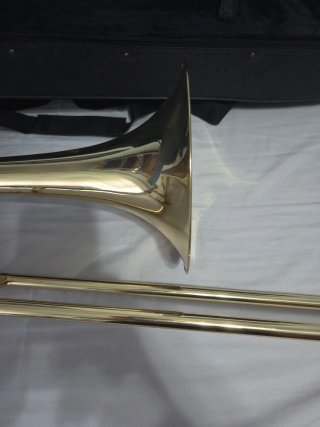 Trombón Tenor de Varas