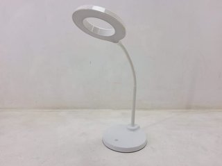 Lámpara de mesa LED Arte Confort blanca