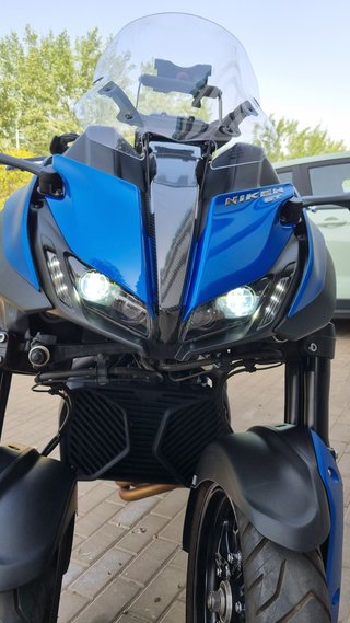 Yamaha Niken GT