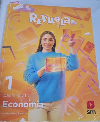 Libro de 1o Bachillerato de Economía, Revuela, SM