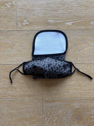 Mascarilla Tous Negra y Gris