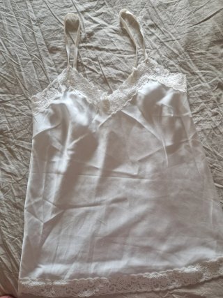 Lencero blanco con encaje