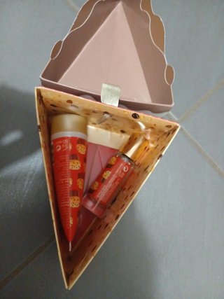 Profumo e bagnodoccia Bottega Verde