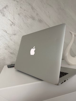 MacBook Air Gris Espacial