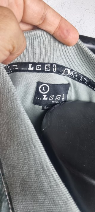 Polo gris Lost con estampado
