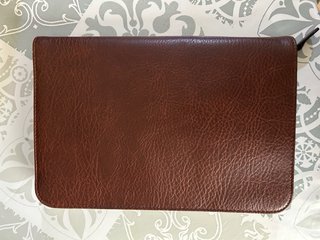 Cartera/Chequera de Piel Marrón
