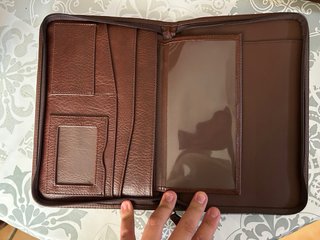 Cartera/Chequera de Piel Marrón