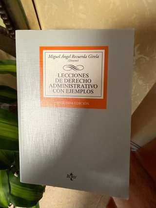Lecciones de derecho administrativo con ejemplos