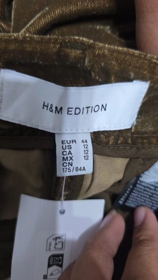 Pantaloni H&M velluto vita alta marroni EUR 44