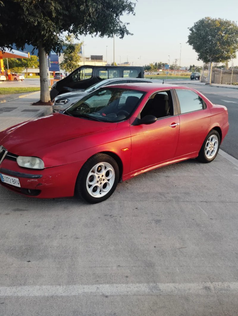 Alfa Romeo 156 2001 - foto 1