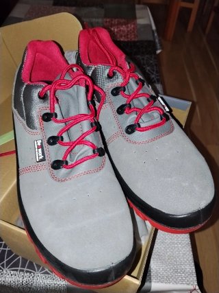 Zapatos de seguridad hombre grises y rojos