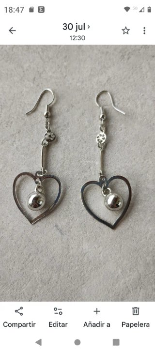 Pendientes largos corazón con bola