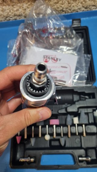 Stanley Kit Smerigliatrice Angolare