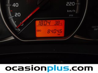 Toyota Yaris 100 Active 73 kW (99 CV)