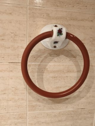Mueble y auxiliar de madera rustico, espejo y acce
