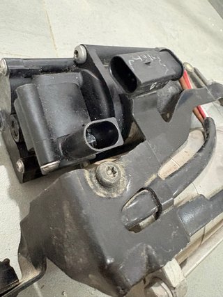 Compressore Sospensione Aria Mercedes W205 W213