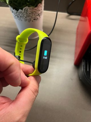 Xiaomi Mi Smart Band 5 + 12 pulseras de colores