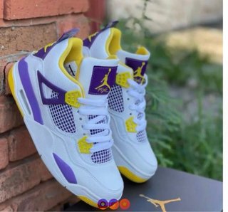Jordan 4 Morado Blanco