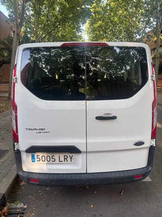 Ford Tourneo Custom 2021