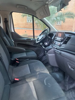 Ford Tourneo Custom 2021
