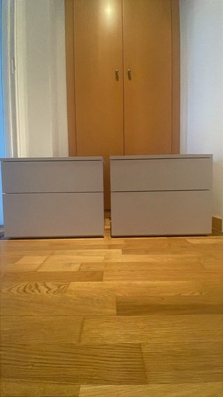 Mesitas de noche de madera blancas