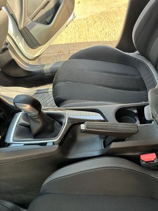 Peugeot 308 2016