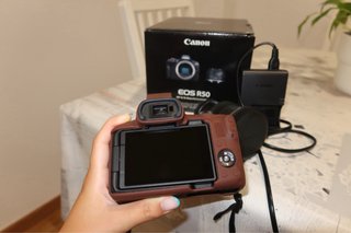 Canon EOS R50 + Objetivo RF-S 18-45mm F4.5-6.3 IS