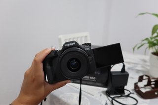 Canon EOS R50 + Objetivo RF-S 18-45mm F4.5-6.3 IS